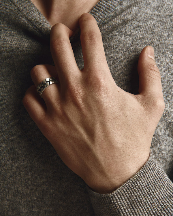 Silver ring ROUTE